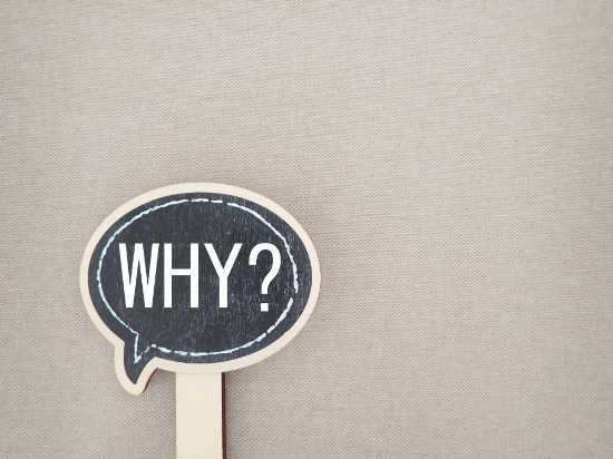 こどもが不正咬合になる原因を考えるイメージ